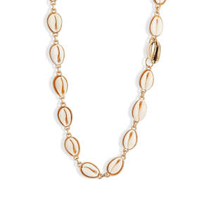 Collier ras du cou bohème plaqué or avec chaîne à maillons et motif géométrique et papillon tendance orné de diamants, idéal pour les fêtes ou comme cadeau - Product Image 1