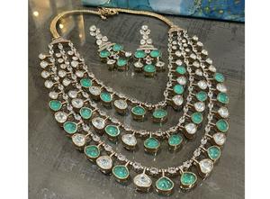 Impresionante Conjunto de Collar con Dijes Multicapa Chapado en Oro, con Cuentas y Moissanita, de Lujo, Elegante y con Brillos Deslumbrantes, de Aspecto Encantador para Mujer - Product Image 2