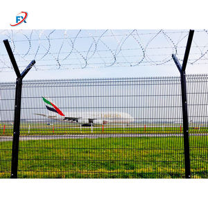 Panneau de clôture d'aéroport anti-escalade en PVC courbé en 3D en forme de Y avec fil barbelé - Product Image 1