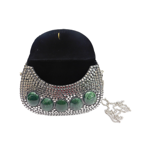 Bolso con cordón de terciopelo con perla y piedra Ambroidry Bolso de ropa de terciopelo de mejor diseño con piedra de perla gris y verde para mujer - Product Image 1