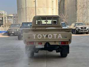 LANDCRUISER LC79 4.0 Edición 70 Aniversario, 2 Puertas, 2 Plazas, Volante a la Izquierda, Vehículo Nuevo Económico - Product Image 6