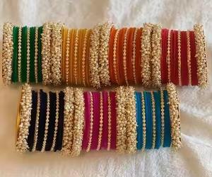 Conjuntos Chudiyan bordados hechos a medida para mujer Precio asequible para eventos y diseño Conjunto de brazalete Churian para fiestas y Eid Wear - Product Image 2