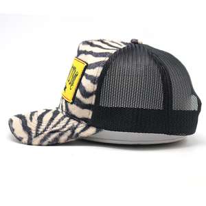 Casquette de camionneur en maille premium 2023 avec logo brodé personnalisé - Product Image 2