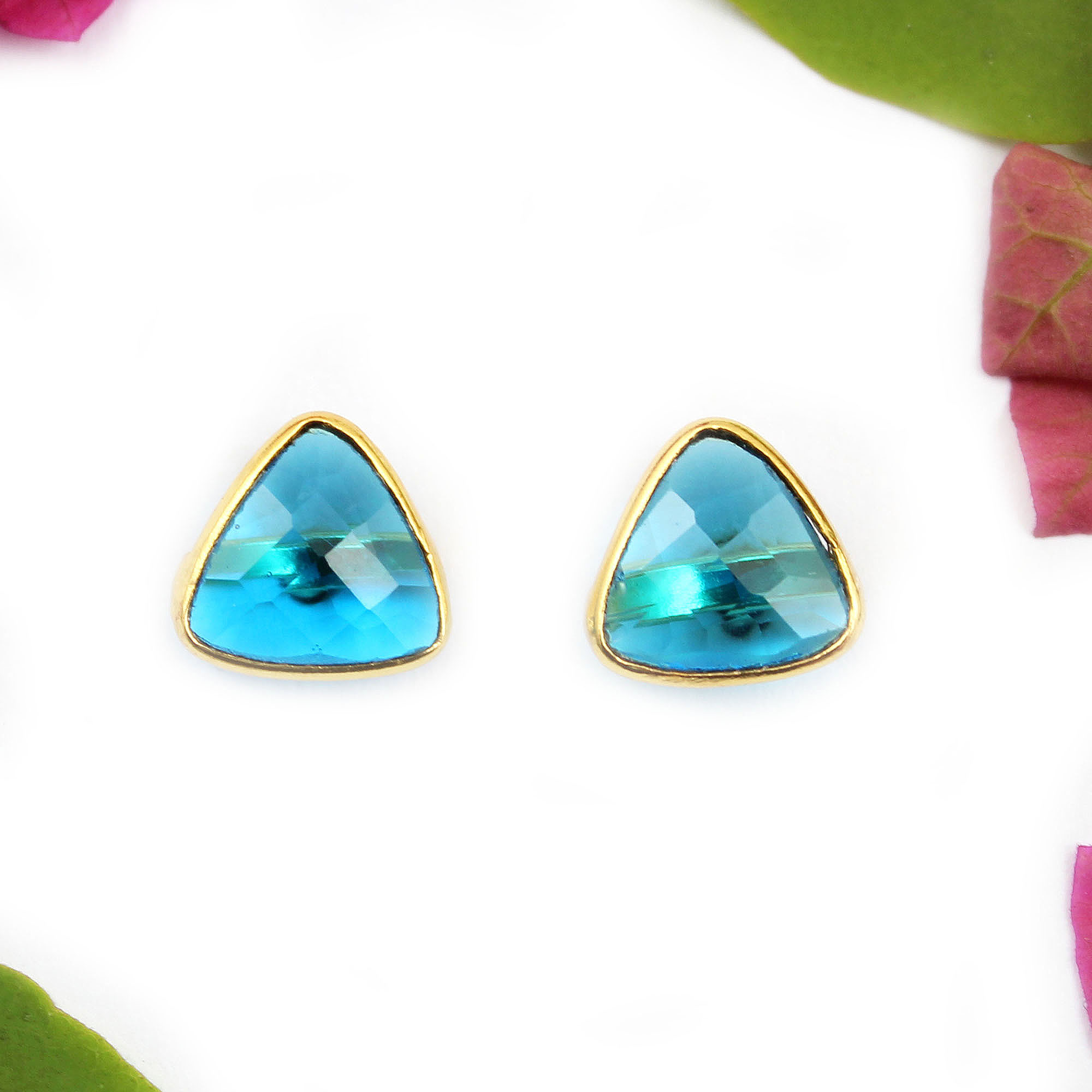 สีน้ำเงินเข้ม