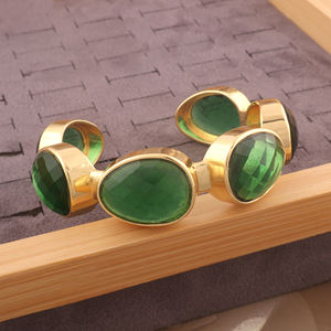 Bracelet manchette multi-pierres vert émeraude quartz en laiton massif plaqué or 18 carats, bijou de mode ajustable pour femme - Product Image 4