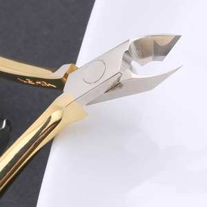 Paquet de coupe-ongles en acier inoxydable pince à cuticules ciseaux outils de manucure avec pointes de lame tranchantes PVC sac produit de beauté - Product Image 3