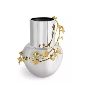 Floreros Tipo de vidrio con diseño floral Hecho a mano Metal Lujo Mesa DE BODA Floreros Piso Decoración de metal Floreros - Product Image 1