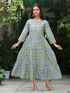 Robe Anarkali en coton à imprimé floral gris pour femmes |   Robe longue ethnique pour les fêtes et les occasions festives - Product Image 2