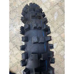 Gomma esterna trasversale legge 110/100-18