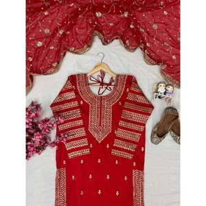 Conjunto de Lehenga Indo-Occidental de Tafetán de Seda Moderno de la Mejor Calidad, Largo hasta el Suelo, Colores Personalizados, con Hermosos Bordados de Lentejuelas y Zari - Product Image 6