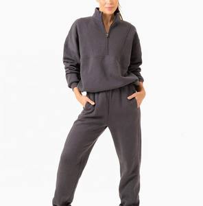 Venta al por mayor personalizado de alta calidad Fitness Wear chándal mujeres personalizado chándal Jogger conjunto de etiqueta privada en blanco pista Jogging - Product Image 1