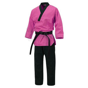 Uniforme de judo léger offrant une tenue respirante et un mouvement fluide pendant l'entraînement - Product Image 1