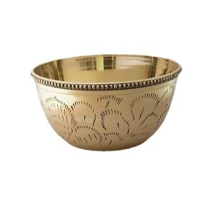 Tazón de postre de latón macizo con diseño en relieve de flores para el hogar, hotel y restaurante, tazón de fruta seca de metal con chapado en oro - Product Image 3