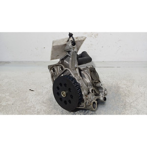 Bomba de aceite Volkswagen Tiguan Serie 04L145208T DGD diésel 1598 (16>) - Product Image 1