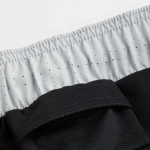 Short de sport en mesh respirant et anti-transpiration pour homme avec couche intérieure de compression, idéal pour le kick-boxing - Product Image 6