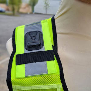 Chaleco de trabajo de color personalizado para hombres Uso Nuevo diseño Logotipo personalizado Impresión en chaleco de trabajo a la venta - Product Image 4