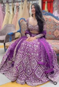 Lehenga choli ผ้าเชงเก้นแบบหรูหราส่งออกกับเสื้อกึ่งเย็บและงานหิน dupatta มีจำหน่ายในราคาที่ดีที่สุด - Product Image 2