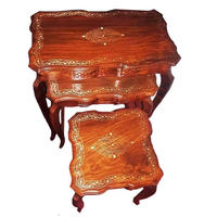 Table pliante portable en bois massif sculpté à la main, de fabrication artisanale pakistanaise, idéale pour le jardin et l'extérieur