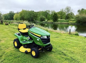 Cortadora de Césped John Deere Nueva, Tractor Agrícola, Cortadora de Césped John Deere X950R con Motor Diésel en Venta - Product Image 6