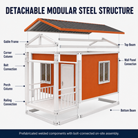 Bâtiment modulaire préfabriqué en acier avec toit à pignon détachable et véranda, idéal pour l'hébergement et le bureau de chantier