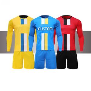 Tenues de football personnalisées par sublimation, ensembles respirants de maillot et short d'équipe, séchage rapide, kits d'entraînement de football pour hommes - Product Image 5