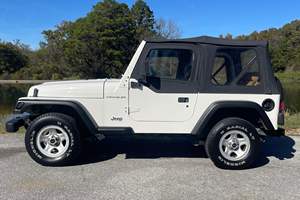 JEEP WRANGLER SE 4X4 2001 USADO, Volante a la Izquierda/Derecha - Product Image 2