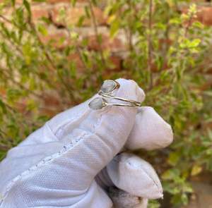 Bague en argent sterling 925 faite à la main, coupe poire, classique, avec pierre de lune naturelle sertie clos, unisexe, pour mariage, anniversaire, fête - Product Image 5