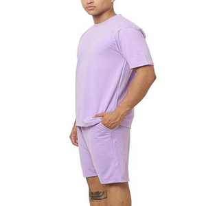 Vente en gros de nouveaux hommes d'été personnalisés ensemble de sport t-shirt à manches courtes et short deux pièces ensemble jumeau pour hommes ensemble court respirant - Product Image 1