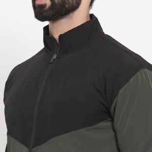 2023 Trajes de chándal de hombre de panel personalizado de calidad superior Trajes de jogging de manga larga verde negro-Pantalones activos de tamaño personalizado al por mayor - Product Image 4