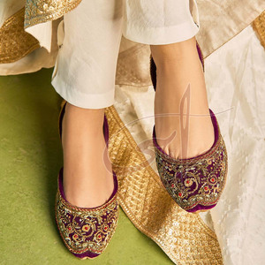 Chaussures Khussa pour femmes, couleur unie, antidérapantes, semelle antidérapante, prix bas, légères, qualité supérieure, nouvelle arrivée - Product Image 2