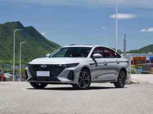 Venta Especial 2023: Auto Usado con Motor Turbo de Gasolina, Control de Crucero Adaptativo, Tracción Delantera, Neumáticos R18 y Asientos de Cuero en China - Product Image 2