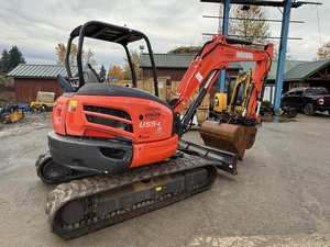 Miniexcavadora Kubota U55-4 2017, Potente Rendimiento de 5 Toneladas con Giro de Cola Cero para Trabajos Exigentes - Product Image 5