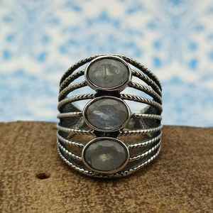 Southwest Design Faceted Moonstone y Diamond Silver Ring Bohemian Artisan Crafted para boda Venta caliente Joyería - Product Image 2