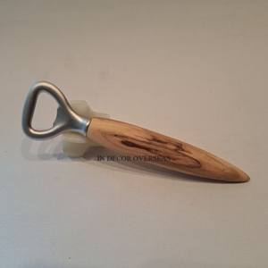 Venta al por mayor a granel de madera de alta calidad estándar hecho con mango de diseño elegante único con abrebotellas de plata de acero inoxidable - Product Image 2