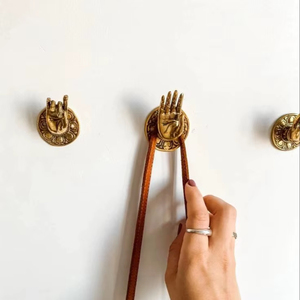 ตะขอแขวนผนังอลูมิเนียมดีไซน์พรีเมียมพร้อมรูปลักษณ์ทางศิลปะที่สมบูรณ์แบบสำหรับการตกแต่งภายในที่เรียบง่ายบ้านและสำนักงาน - Product Image 1