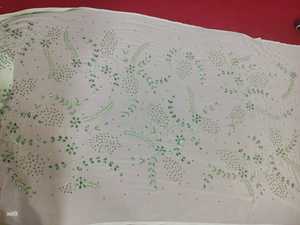 Foulard africain brodé à la main - Luxe écologique pour les occasions spéciales des femmes - Product Image 3