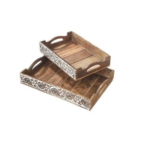 Juego de 3 bandejas de madera con base sólida y diseño elegante perfecto para entretener a los invitados o exhibir velas y decoración - Product Image 3