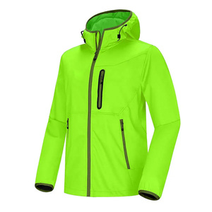 Chaquetas Softshell transpirables personalizadas para hombre, chaqueta táctica impermeable a prueba de viento, ligera, con cremallera completa y bolsillos - Product Image 1