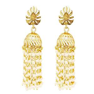 Pendientes de puño fino Kriaa Polki Jhumki con perla de piedra y baño de oro 1310514 - Product Image 1