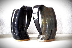 Authentiques cornes naturelles, tasses à boire vikings très demandées, mugs en corne véritable pour mariage, maison, hôtel, en provenance d'Inde - Product Image 5