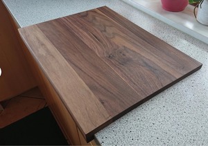 Planche à découper rectangulaire en bois d'acacia de qualité supérieure, très vendue, avec rainures profondes pour le jus, lavable au lave-vaisselle et épaisseur personnalisable - Product Image 3