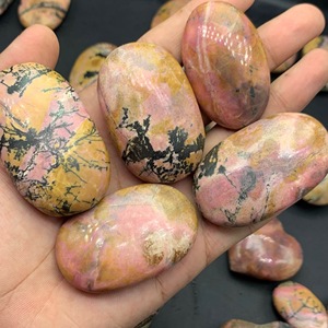 เม็ดโรโดไนต์ธรรมชาติเกรด AAA เป็นรูปหัวใจที่เลือกได้แบบหลวมสำหรับทำเครื่องประดับได้รับการรับรองจากบุคคลที่สาม - Product Image 2