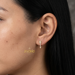 Pendientes de Oro de 14K con Flecha y Diamantes Cultivados en Laboratorio, Certificados por IGI, con Micropavé, Joyería Fina de Lujo para Mujer, Zyorio Jewels - Product Image 4