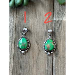 Pendentif en argent sterling avec turquoise verte Mohave du sud-ouest, serti clos, cadeau - Product Image 2