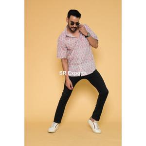 เสื้อเชิ๊ตผ้าฝ้ายโบโฮของผู้ชายทำมือแขนสั้นสไตล์พิมพ์ลายสไตล์อินเดียน้ำหนักเบาติดกระดุมเสื้อลำลอง - Product Image 6