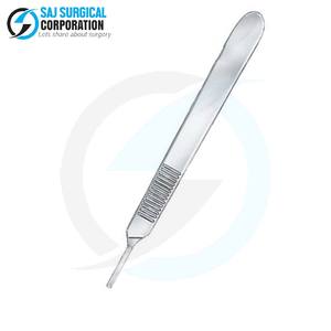 Herramienta quirúrgica de acero inoxidable con mango de bisturí de alta calidad para incisiones precisas en procedimientos médicos y veterinarios aprobados por CE - Product Image 3