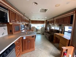Winnebago A-d-v-e-n-t-u-r-e-r 37F del 2014 usado, listo para vender - Product Image 6