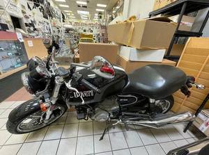 ZDM1WABP4AB012987 utilisée, moto sportive classique 2010, 1000cc, L-Twin, 92 ch, 91 Nm de couple, 6 vitesses, vitesse maximale 210 km/h, design rétro - Product Image 3