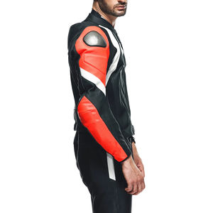 Vêtements de course automobile et de moto sur mesure en gros, combinaison de moto en cuir véritable, respirabilité et confort, combinaison de moto - Product Image 3