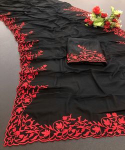 Démarquez-vous de la foule dans nos saris de saison dans des tissus riches comme coton soie jacquard de soie douce saree de travail au prix le plus bas - Product Image 2